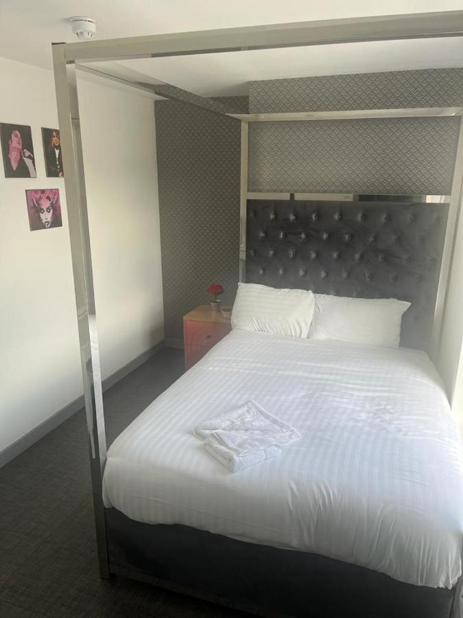 Hotel Rooms Манчестър Екстериор снимка